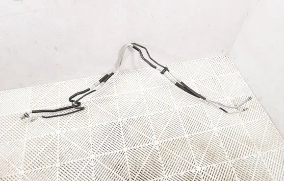 Air conditioning (A/C) pipe/hose