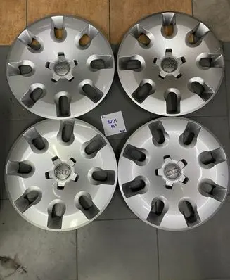 Audi A3 S3 8V R15 wheel hub/cap/trim 
