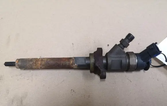 Ford Focus Fuel injector 0445110353