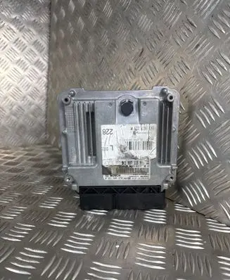 Audi A4 S4 B8 8K Engine control unit/module 8K1907115M 0261S05870 1039S42272