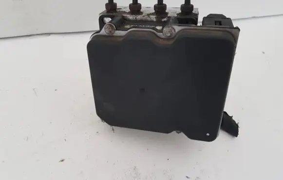 Subaru Legacy ABS Pump 0265204662