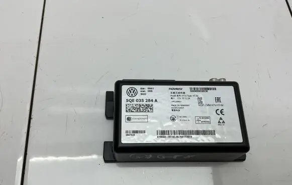 Volkswagen Golf VII Other control units/modules 5QE035284A