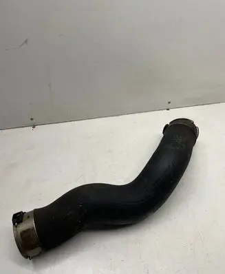 BMW 3 F30 F35 F31 Intercooler hose/pipe 8513851 11618513851 851385102