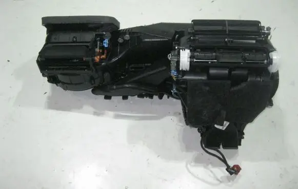 Interior heater climate box assembly