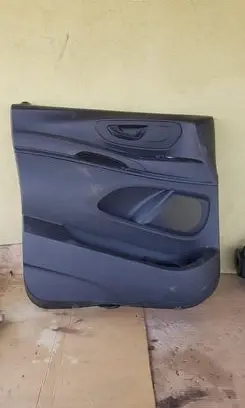 Mercedes-Benz Vito Viano W447 Front door card panel trim
