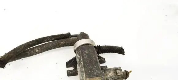 Volkswagen Golf IV Turbo solenoid valve 1J0906627 72290320