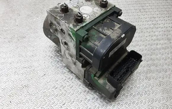 Subaru Legacy ABS Pump 11000040550