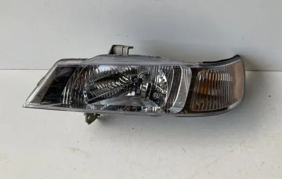 Honda Odyssey Headlight/headlamp 32912137
