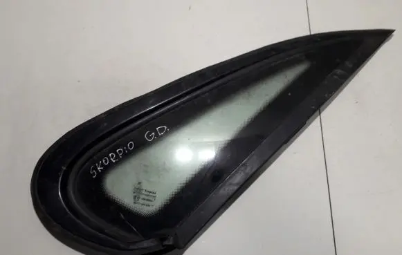 Ford Scorpio Rear side window