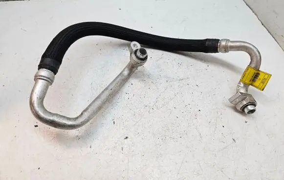 Chevrolet Trax Air conditioning (A/C) pipe/hose 95353076