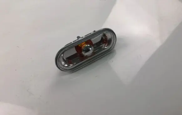 Volkswagen Lupo Front fender indicator light 7H0949117A