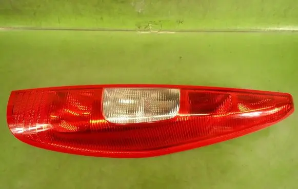 Mitsubishi Colt Rear/tail lights MR957374