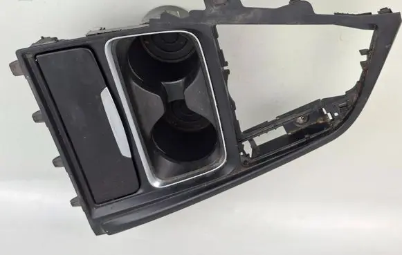BMW 3 F30 F35 F31 Cup holder front 9218925 105027852 58450713