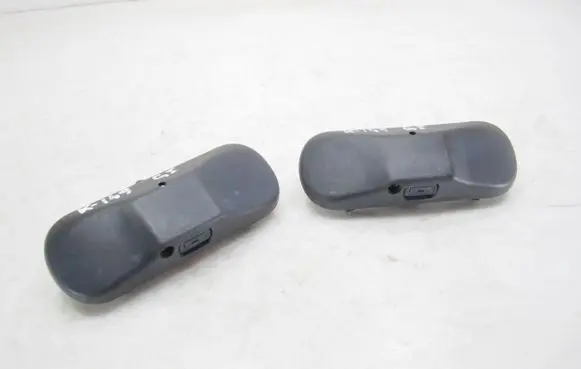 Volkswagen Golf V Windshield washer spray nozzle 5M0955985C