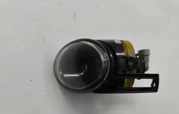 Volkswagen PASSAT B6 Front fog light 3C0941700B