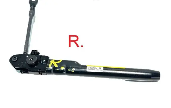 Peugeot 5008 II Front seatbelt buckle 9809467177 40248