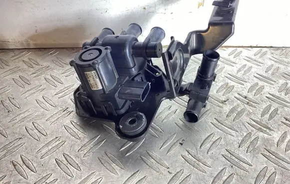 Lexus NX Electric auxiliary coolant/water pump 1137401600