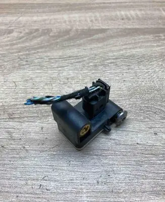 BMW 3 E90 E91 Airbag deployment crash/impact sensor 6911003 0285003900