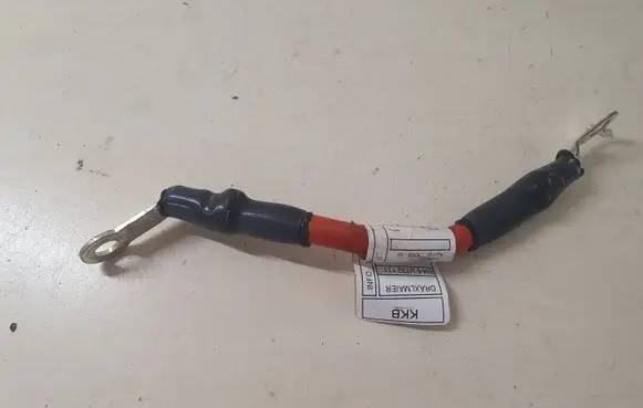 Positive cable (battery)