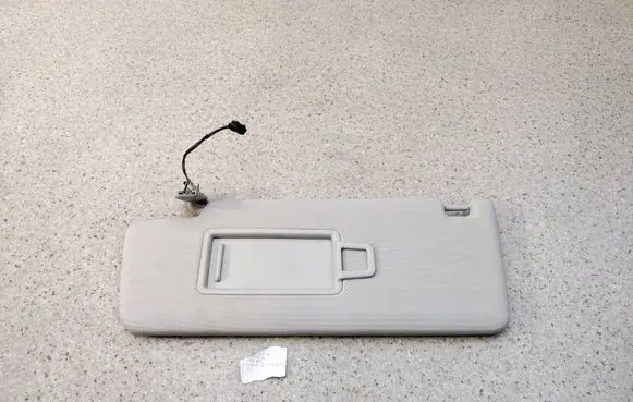 Volkswagen Tiguan Sun visor 