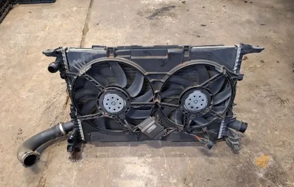 Audi A4 S4 B8 8K Radiator set 8K0121251R 8K0121251 8K0145805G