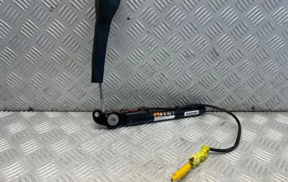 Opel Antara Front seatbelt buckle 923421036
