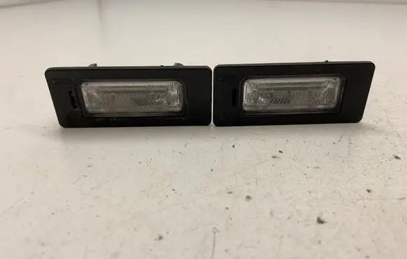 Audi A4 S4 B8 8K Number plate light 8T0943021