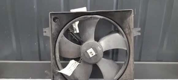 Hyundai Lantra II Electric radiator cooling fan 25386-25000