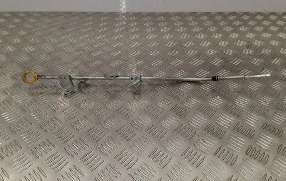 Toyota Auris E180 Oil level dip stick 