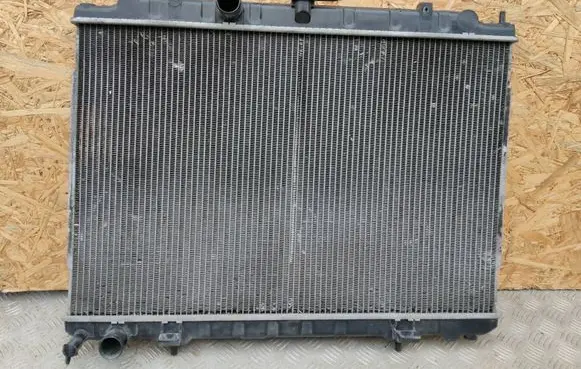 Nissan X-Trail T30 Coolant radiator