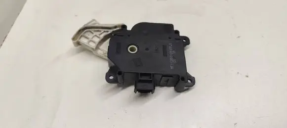 Toyota Avensis T270 Air flap motor/actuator MF1138002810 1138002810