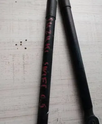 Suzuki Swift I Shock absorber/damper mounting bracket 