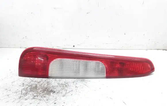 Ford Focus C-MAX Rear/tail lights 3M5113N411AA
