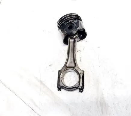 Opel Astra G Piston with connecting rod