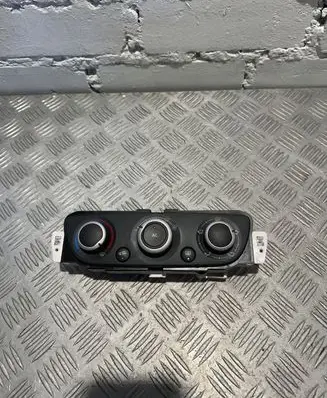 Renault Scenic III - Grand scenic III Climate control unit T1001766G