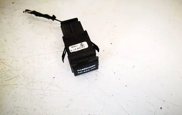 Porsche Cayenne (9PA) Passenger airbag on/off switch 7l5919211b
