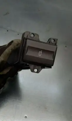 Ford Mondeo Mk III Cup holder 