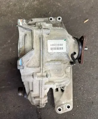 BMW X3 F25 Gearbox transfer box case 7649785