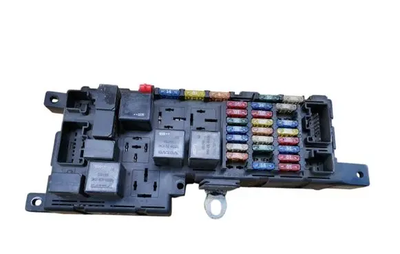 Volvo S60 Fuse box set 518322326 8637841
