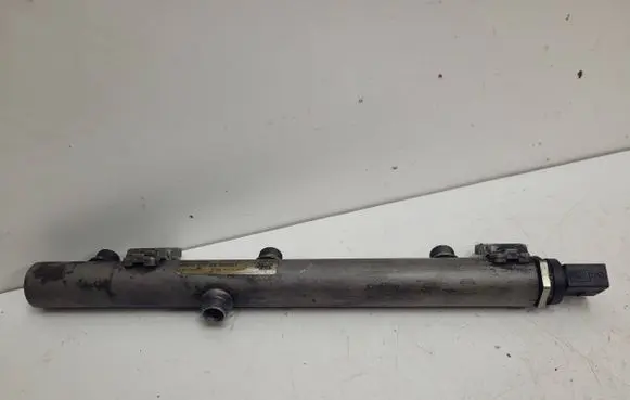 Mercedes-Benz Vito Viano W639 Fuel main line pipe A6420702595 0927500227
