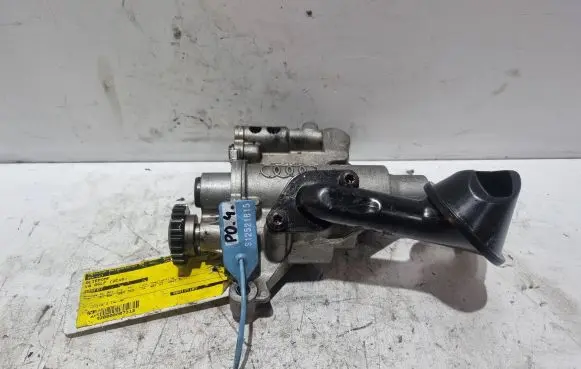 Audi A3 S3 8P Oil pump 06H115105