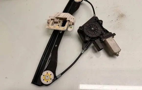 Mini Cooper Countryman R60 Rear door window regulator with motor 9800636