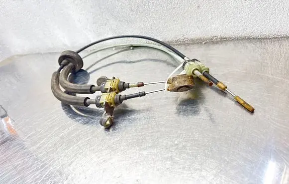 Opel Vectra B Gear shift cable linkage 90578380