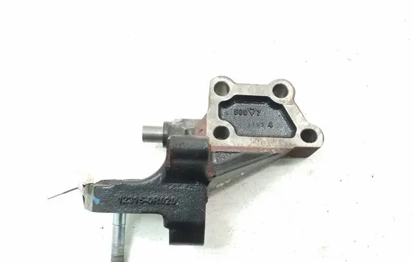 Toyota Verso Engine mounting bracket 123150R020