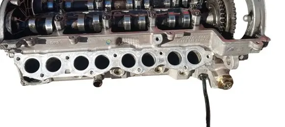 Mercedes-Benz A W168 Engine head R6680160701