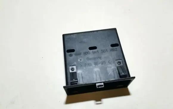 Audi A4 S4 B5 8D Glove box 8d0941561hbz