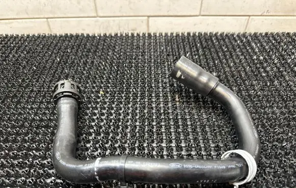 Volvo V60 Engine coolant pipe/hose BG9G6A886AA