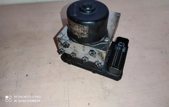 Mercedes-Benz SLK R171 ABS Pump A0365454032