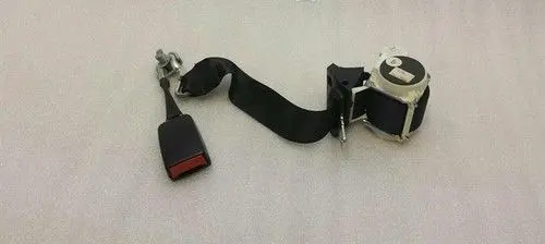 Mercedes-Benz S W221 Rear seatbelt A2218602585