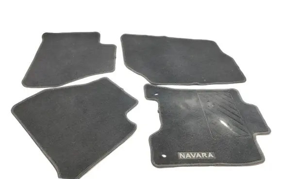 Nissan Navara D23 Car floor mat set 